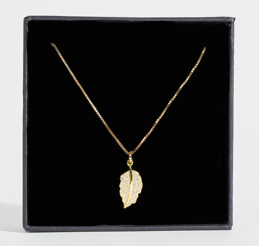 Pozlatená strieborná retiazka so zlatým listom