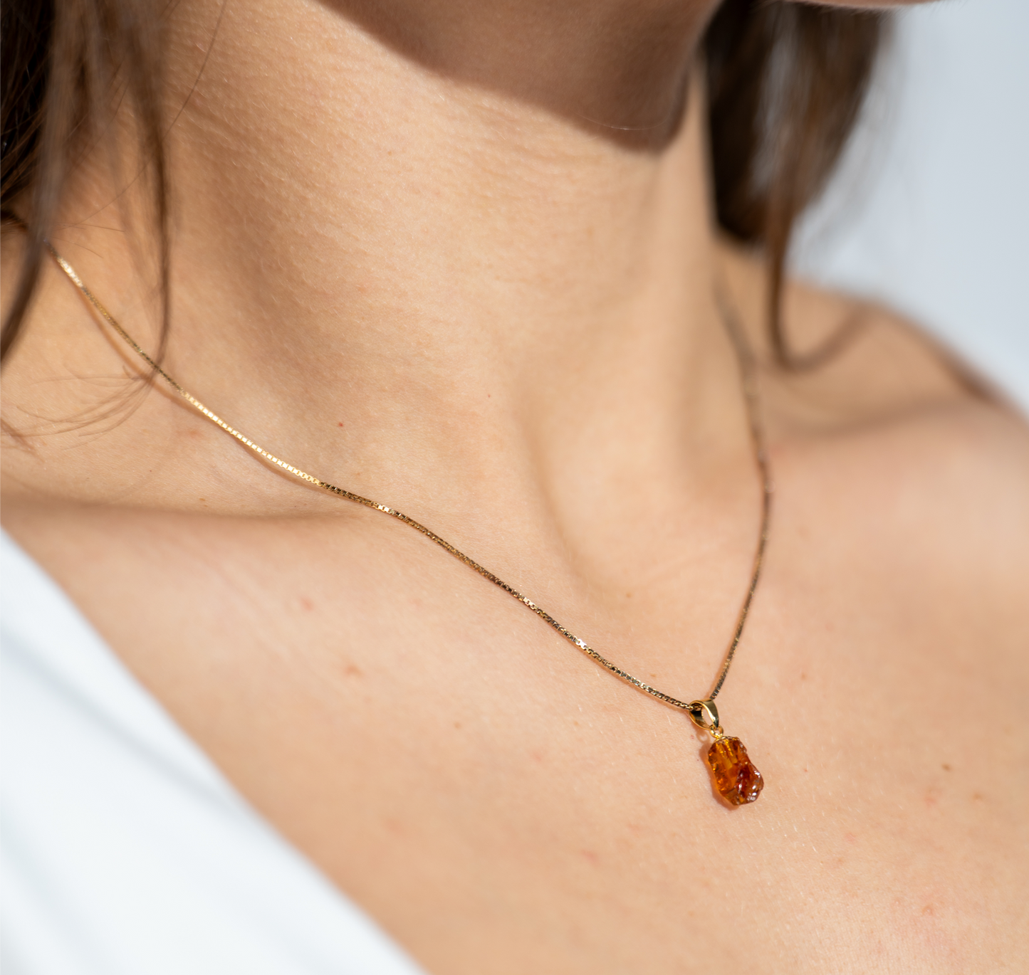 Retiazka s hessonitom – kameň vnútornej sily a rovnováhy.