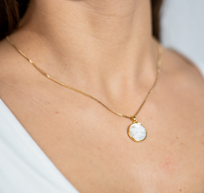 Perleťový anjelik pre ochranu